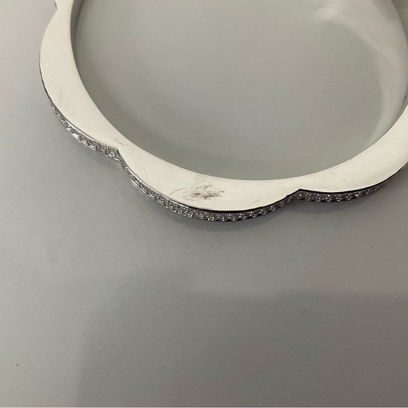 Kate Spade Hinged Silver Scallop Bracelet. - Picture 11 of 11